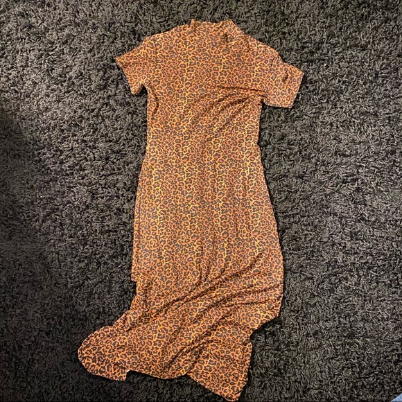 90s/early 2000s cheetah print dress - Picture 1 of 4